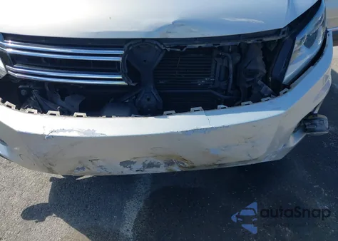 2015 Volkswagen Tiguan S z USA, uszkodzony, nr VIN WVGAV7AX0FW544218